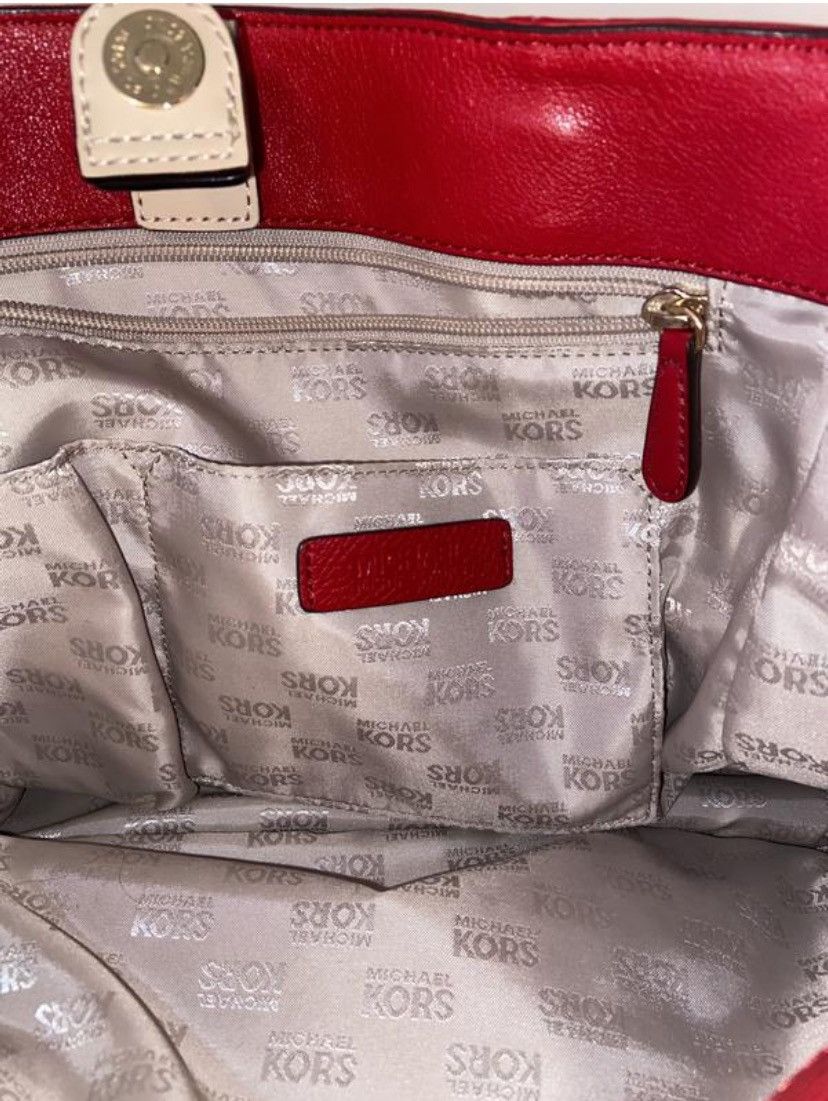 Michael Kors Michael Kors Red Pebbled Leather Shoulder Bag with MK Charm Size ONE SIZE - 4 Thumbnail