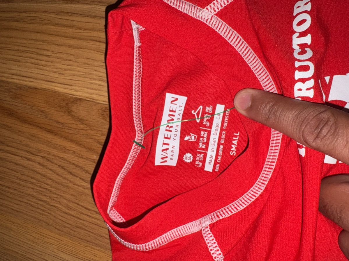 Other Small tight fit swimmers shirt Size US S / EU 44-46 / 1 - 3 Thumbnail