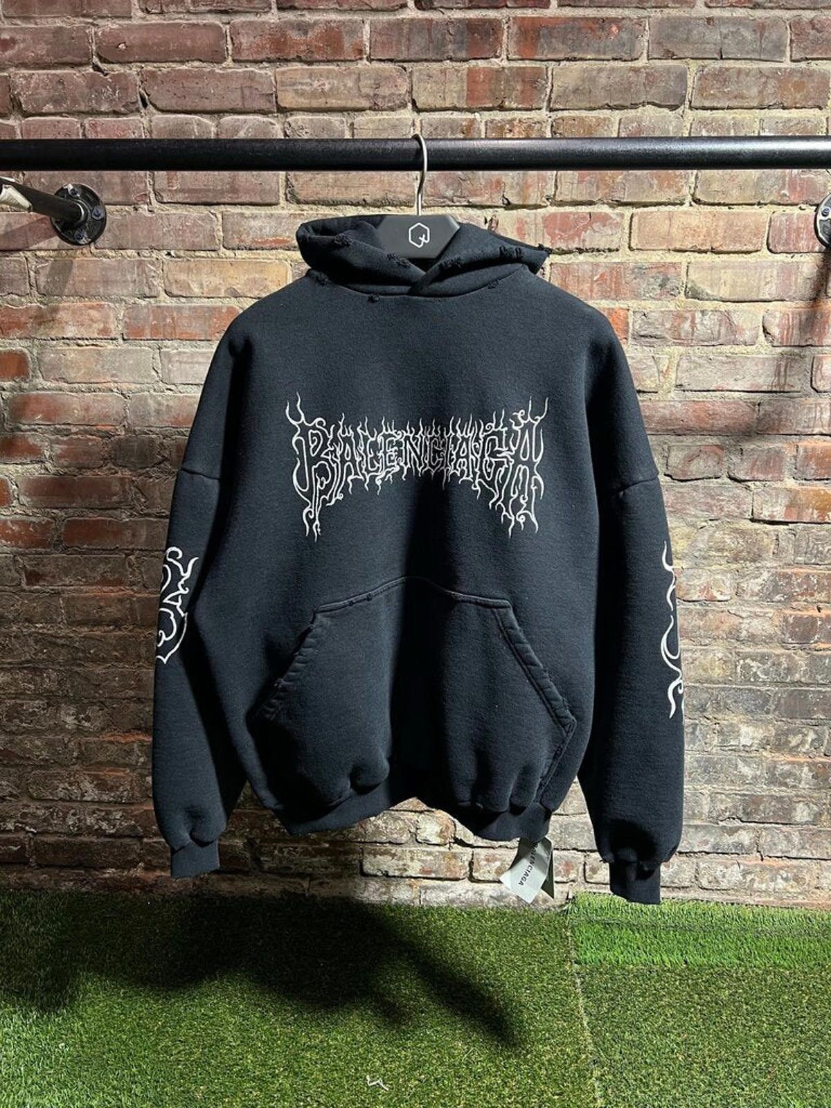 Balenciaga Baleciaga Heavy Darkwave Hoodie Black Sz. S Size US S / EU 44-46 / 1 - 1 Thumbnail
