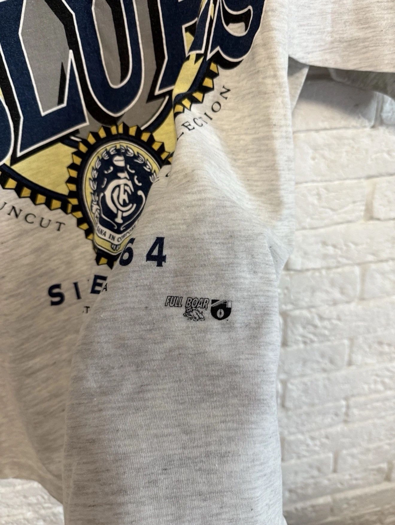 Vintage Vintage Carlton Blues Tshirt Australian Football AFL Sz L Size US L / EU 52-54 / 3 - 4 Thumbnail