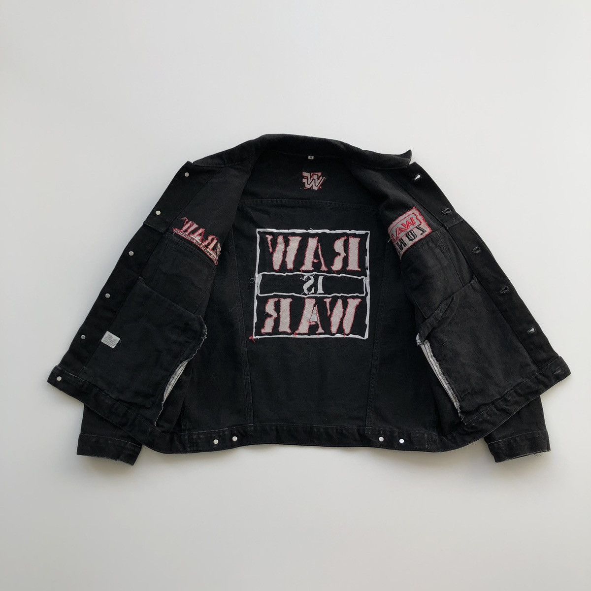 WWF WWF Raw is War 1993 War Zone Vintage Denim Washed Jacket WWE Size US M / EU 48-50 / 2 - 6 Thumbnail