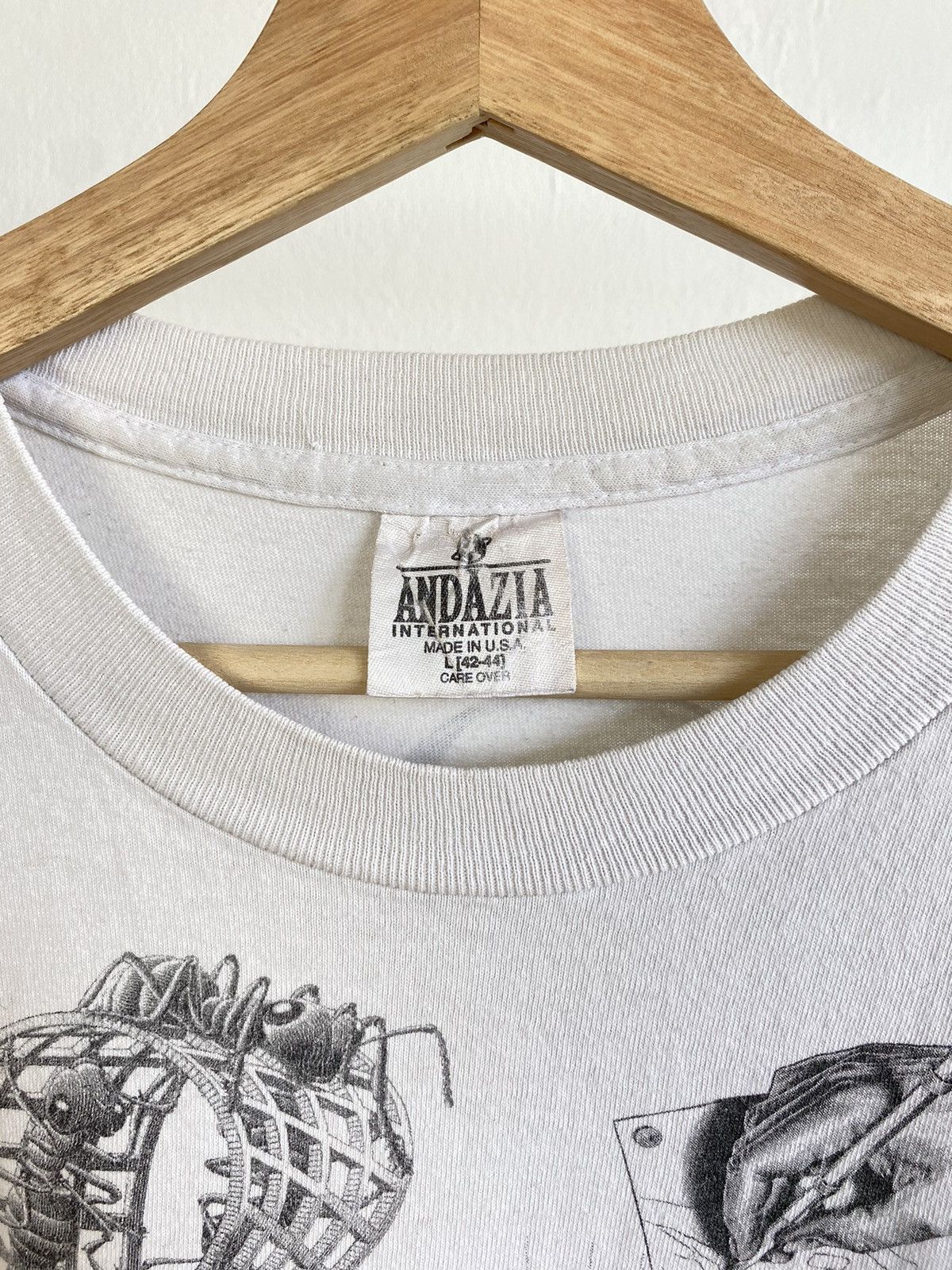 Vintage Vintage MC Escher 1991 Full Print art tee Size US L / EU 52-54 / 3 - 11 Thumbnail