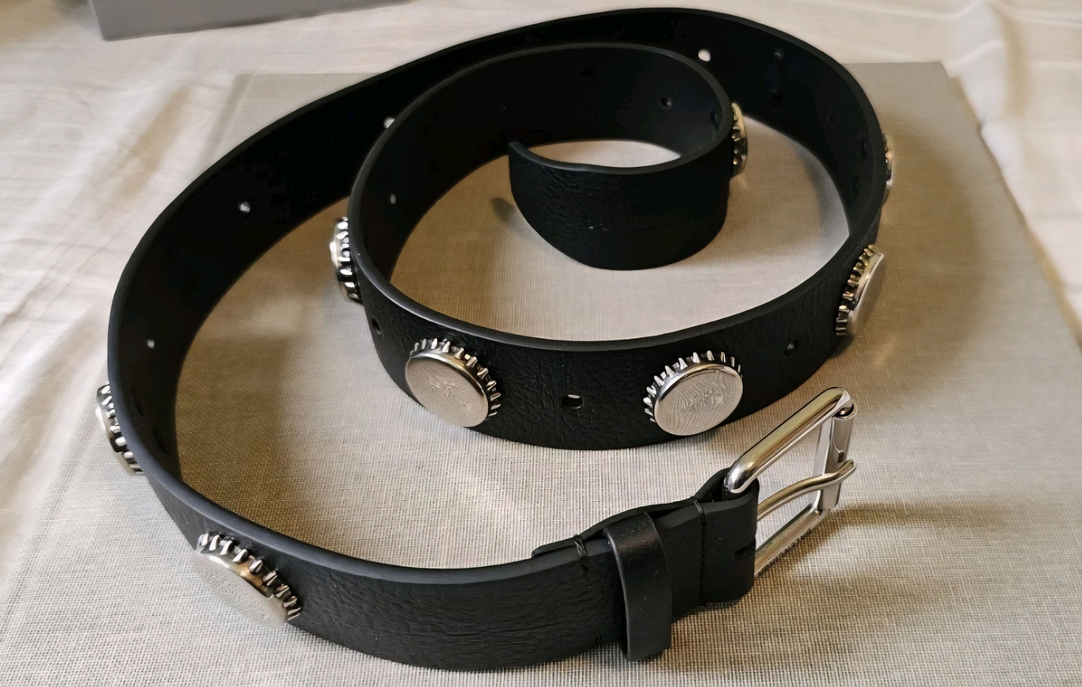 Balenciaga Balenciaga Bottle Caps Belt in Black size 90 Size 32 - 2 Thumbnail