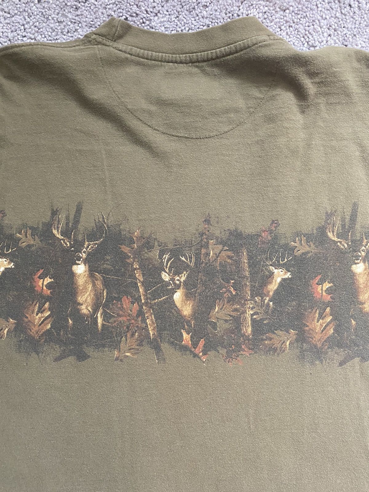 Vintage Vintage All Over Print Deer Tee Shirt Size US M / EU 48-50 / 2 - 4 Thumbnail