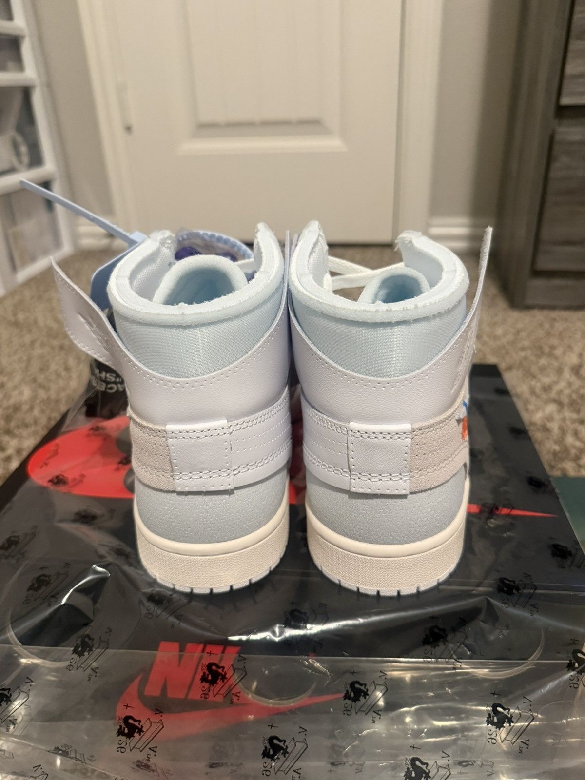 Virgil Abloh Jordan 1 Retro High Virgil Abloh Archive Alaska Size US 9 / EU 42 - 4 Thumbnail