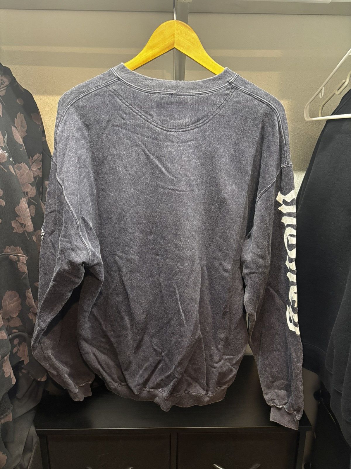 Energie × Vintage Vintage y2k sunfaded Energie crewneck Size US L / EU 52-54 / 3 - 5 Thumbnail