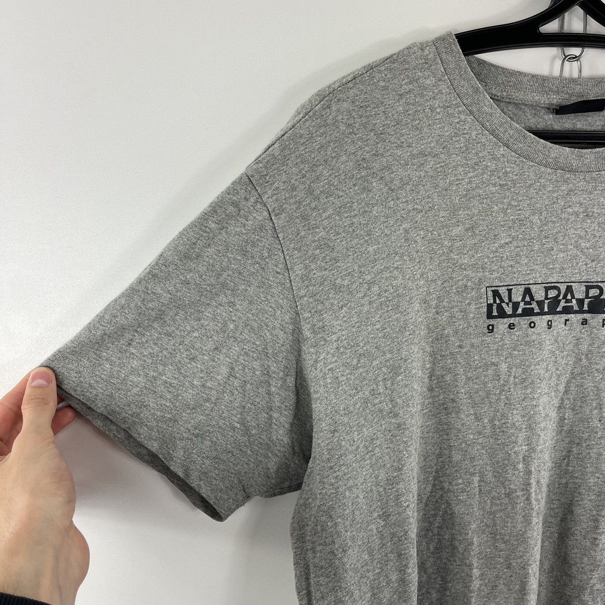 Napapijri Napapijri T-Shirt Grey Centre Logo Size M Relaxed Fit Size US M / EU 48-50 / 2 - 2 Thumbnail