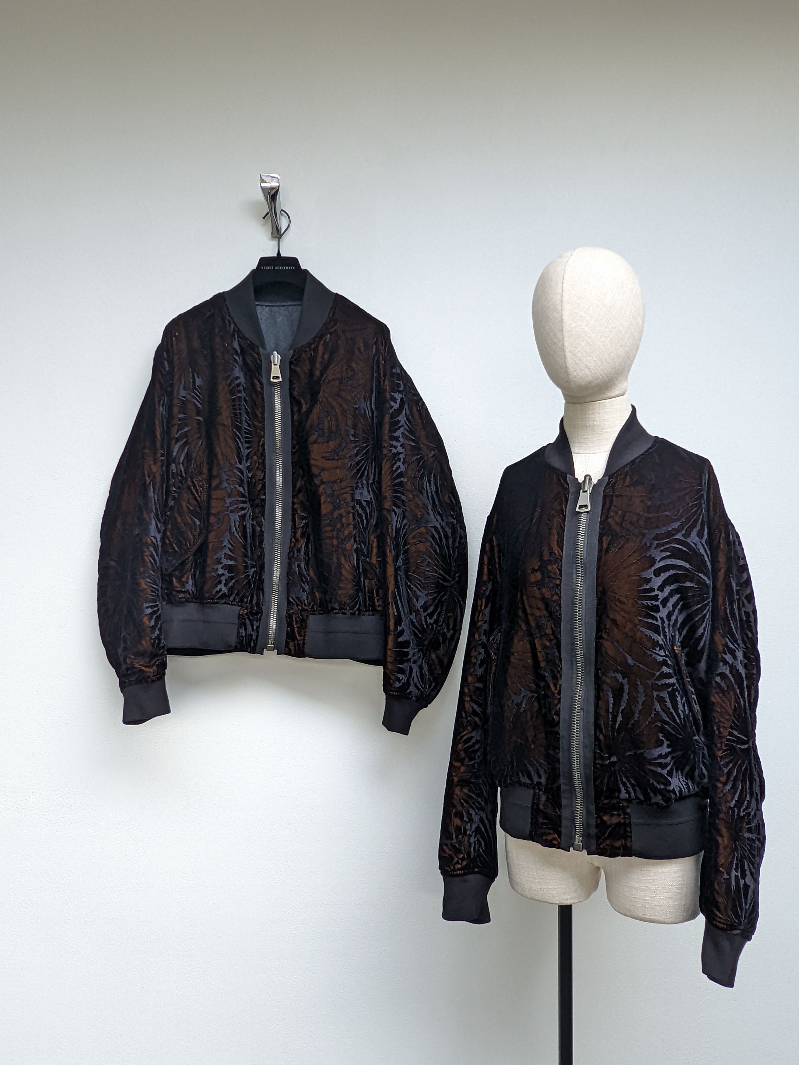 Haider Ackermann haider ackermann Velvet jacket Size US L / EU 52-54 / 3 - 2 Thumbnail