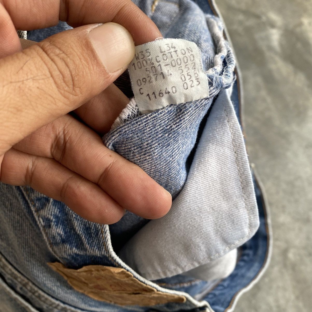 Levi's × Levi's Vintage Clothing × Vintage Vintage 90s Levis Distressed Denim w32 Size US 32 / EU 48 - 7 Thumbnail
