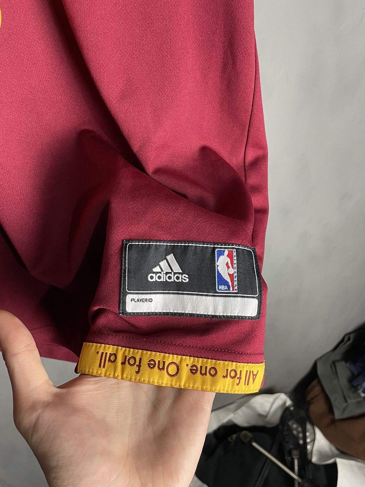 Adidas Vintage NBA Cleveland LeBron James 2016 #23 Jersey Size US M / EU 48-50 / 2 - 4 Thumbnail
