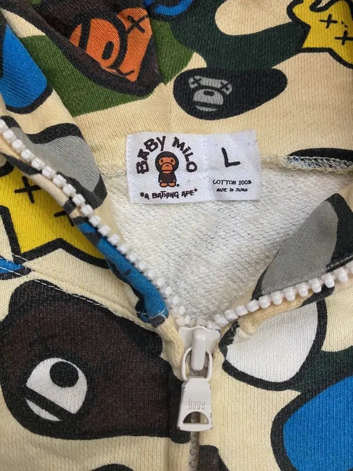 Bape × Kaws A Bathing Ape Baby Milo x Kaws Full Zip Printed Hoodie Size US L / EU 52-54 / 3 - 3 Thumbnail