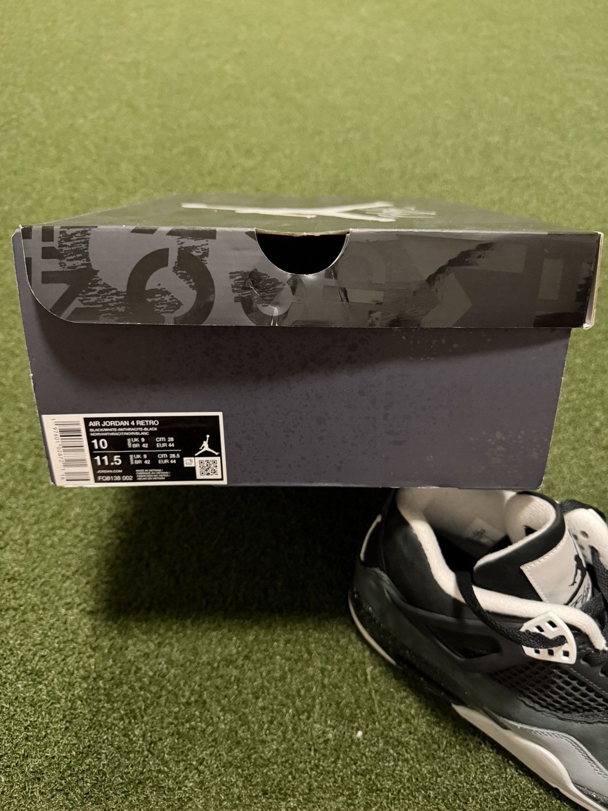Nike Jordan 4 Retro fear Size US 10 / EU 43 - 8 Thumbnail