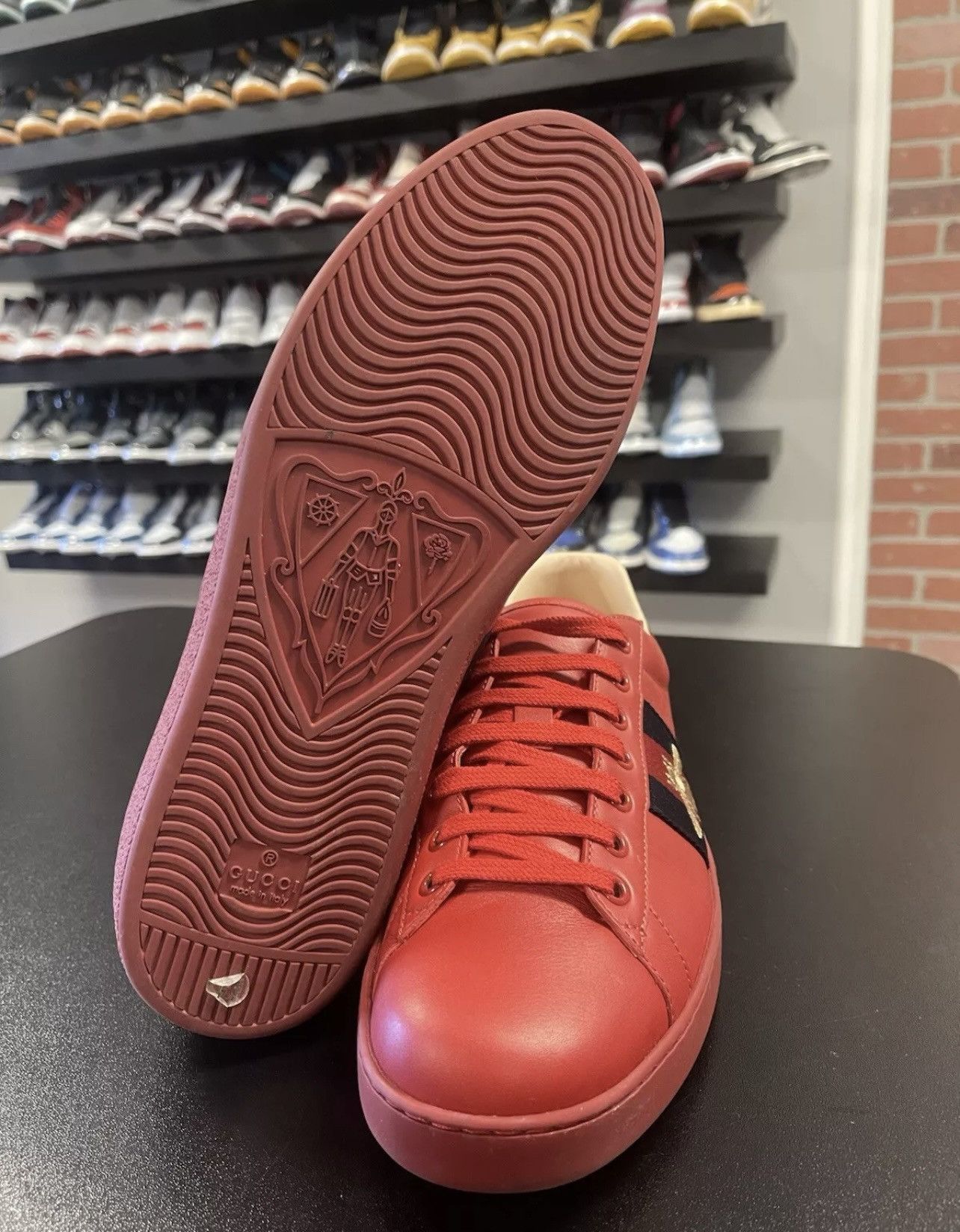 Gucci Size 10.5US/10G - Men's Gucci 429446 Ace Bee Sneakers Gucci Size US 10.5 / EU 43-44 - 10 Thumbnail