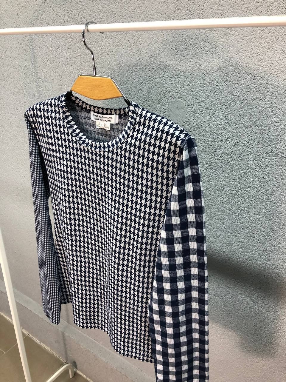 Comme des Garcons Comme des Garsons womens sweatshirt Large made in Japan Size L / US 10 / IT 46 - 2 Thumbnail