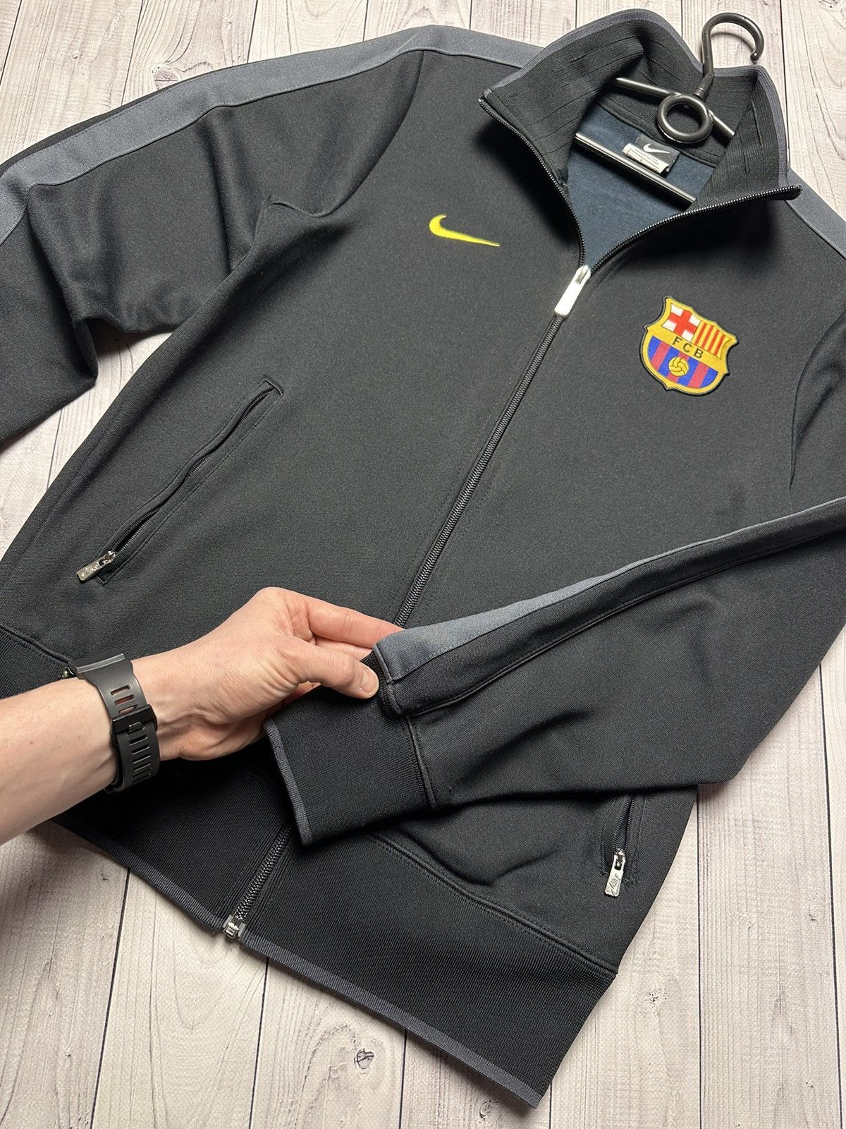 Nike × Vintage Vintage Nike Barcelona soccer jacket size S logo black Size US S / EU 44-46 / 1 - 4 Thumbnail