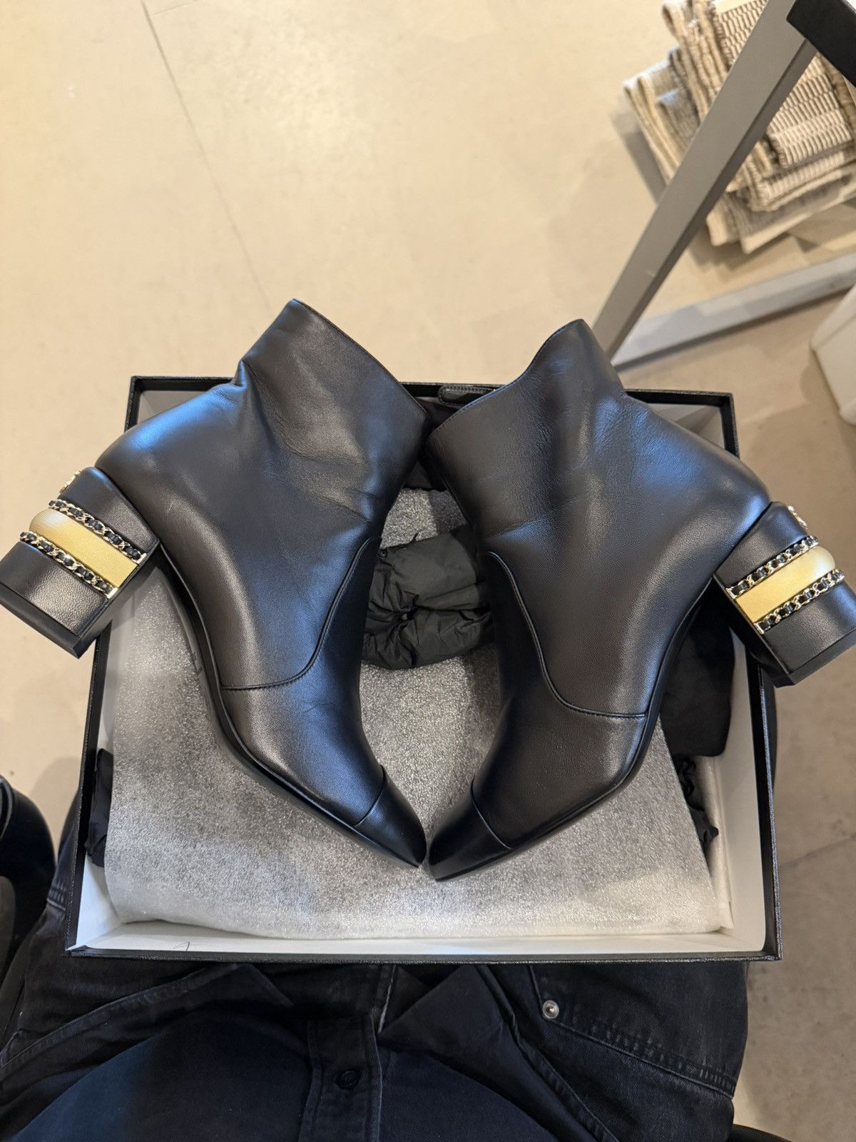 Chanel Chanel Ankle Boots Size US 8.5 / IT 38.5 - 2 Thumbnail