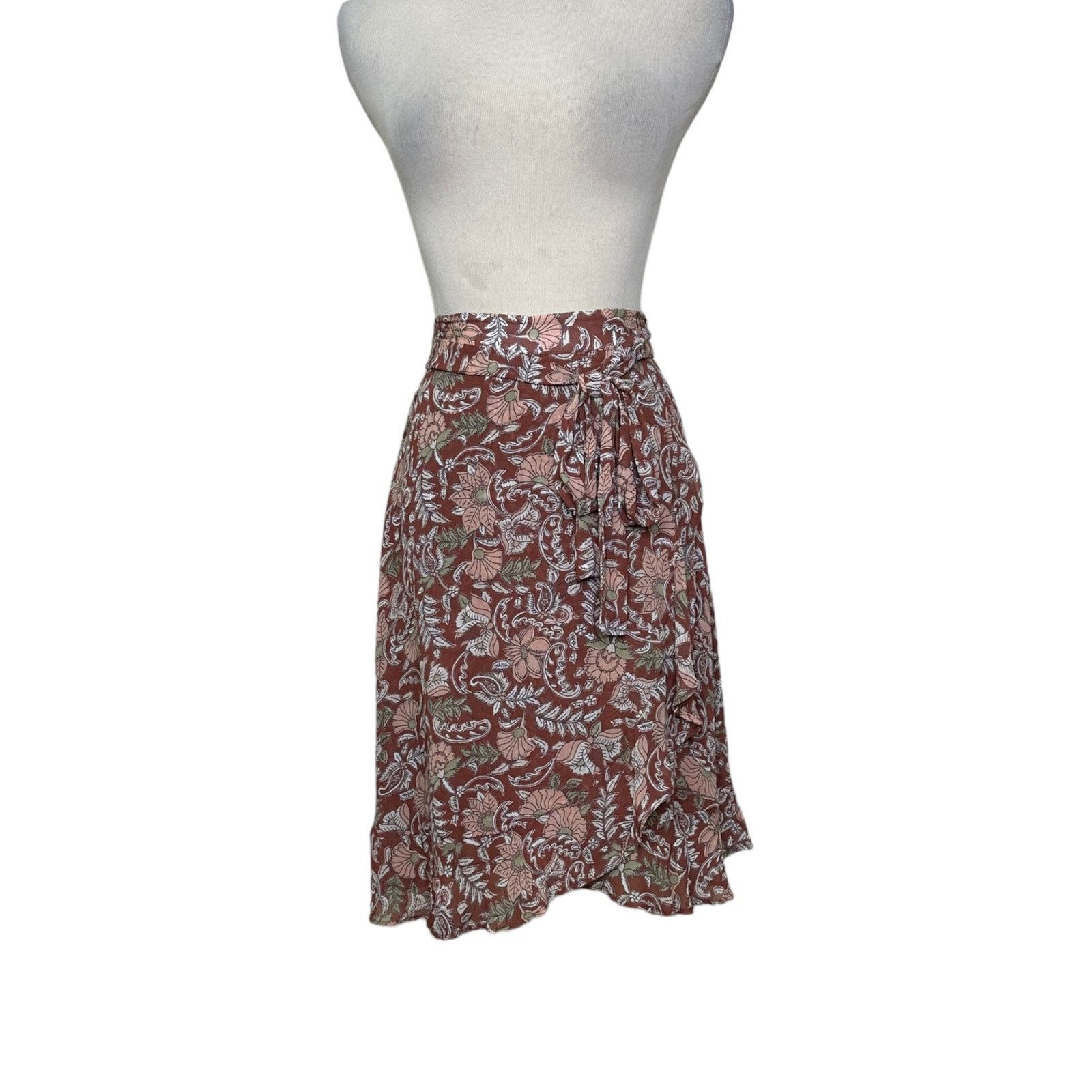 Anthropologie By Anthropologie brown floral pull on mini skirt size XS Size 30" / US 8 / IT 44 - 11 Thumbnail
