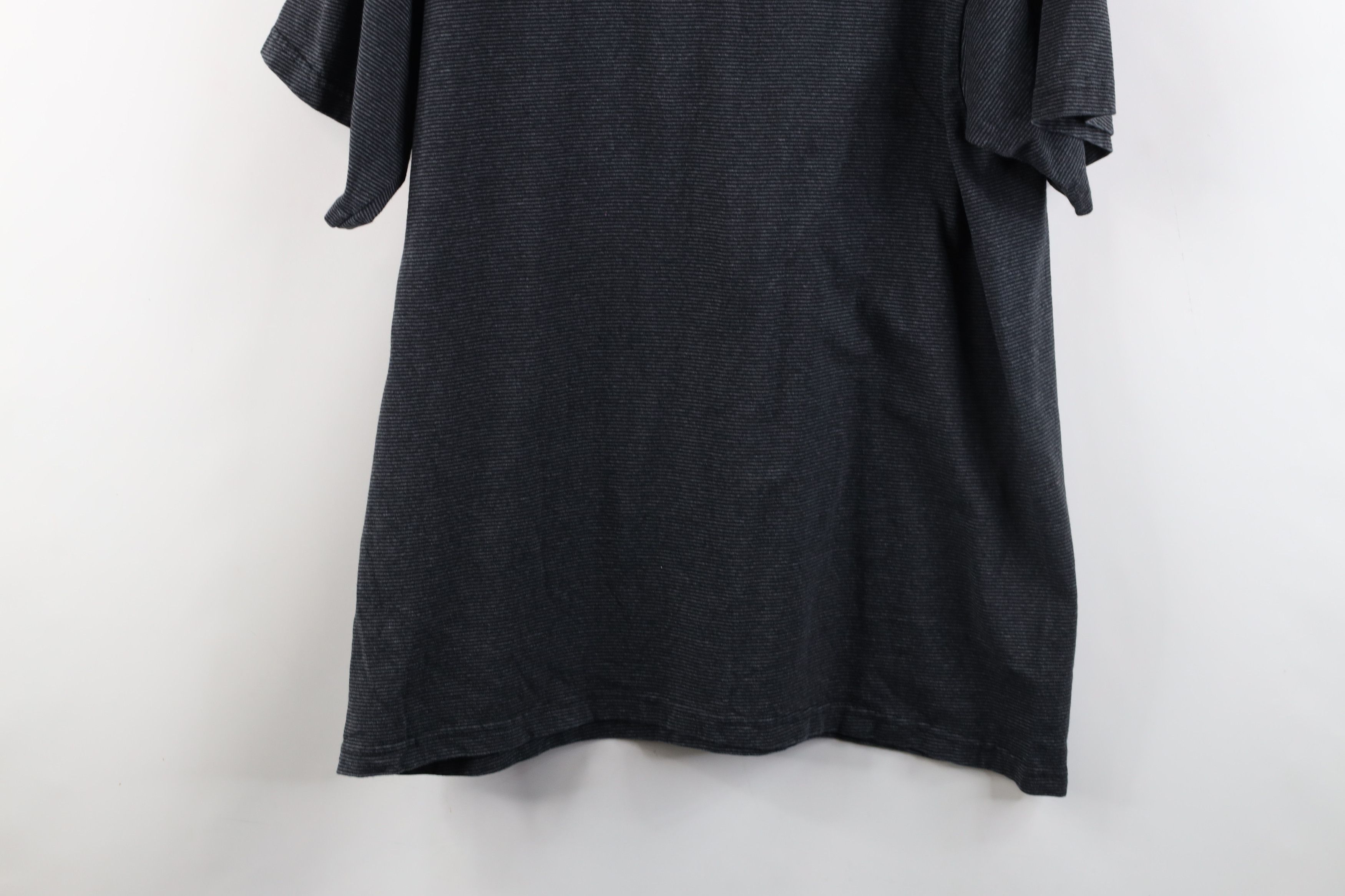Vintage Vintage 90s Streetwear Striped Bird of Kauai Chicken T-Shirt Size US XL / EU 56 / 4 - 10 Thumbnail