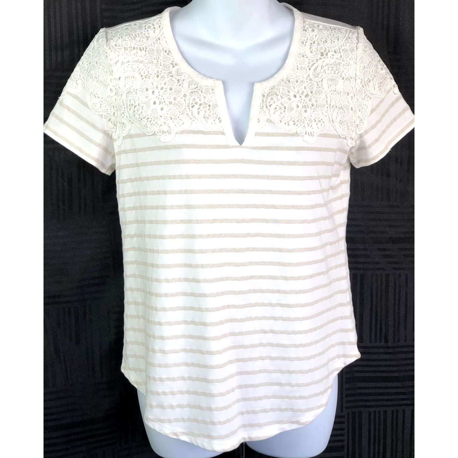 Liz Claiborne Liz Claiborne Shirt S ivory/tan stripe lace trim short sleeve tee cottage preppy Size S / US 4 / IT 40 - 5 Thumbnail