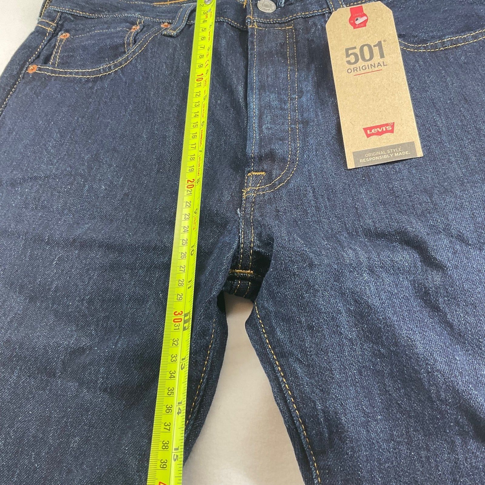 Levi's NWT LEVI'S 501 Jeans Men's 33W 34L Button Fly Dark Blue PAKI Size US 33 - 4 Thumbnail