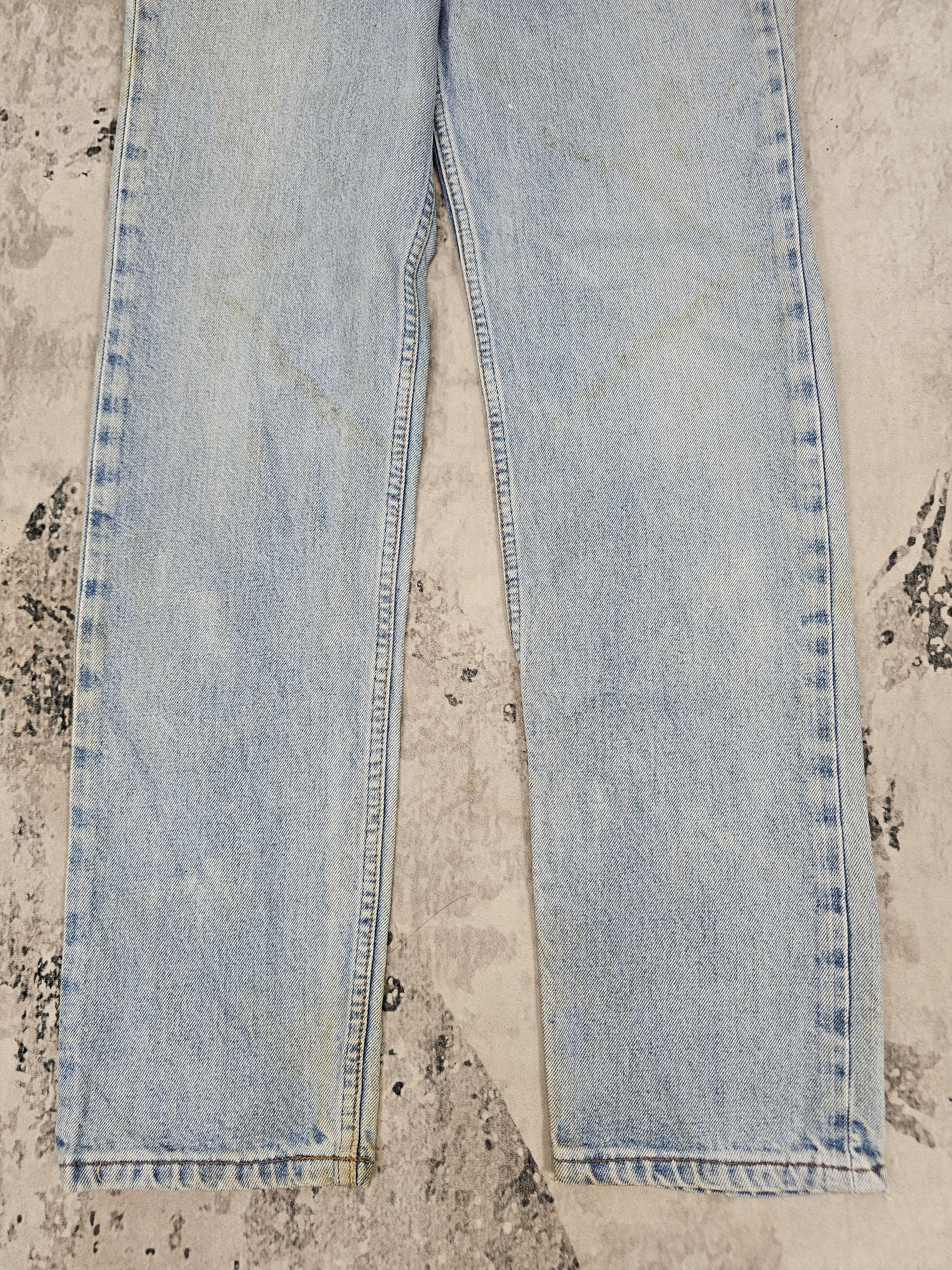 Levi's Vintage Clothing Vtg 90's LEVIS 501 Stain Faded Jeans Made In USA L0550 Size US 28 / EU 44 - 4 Thumbnail