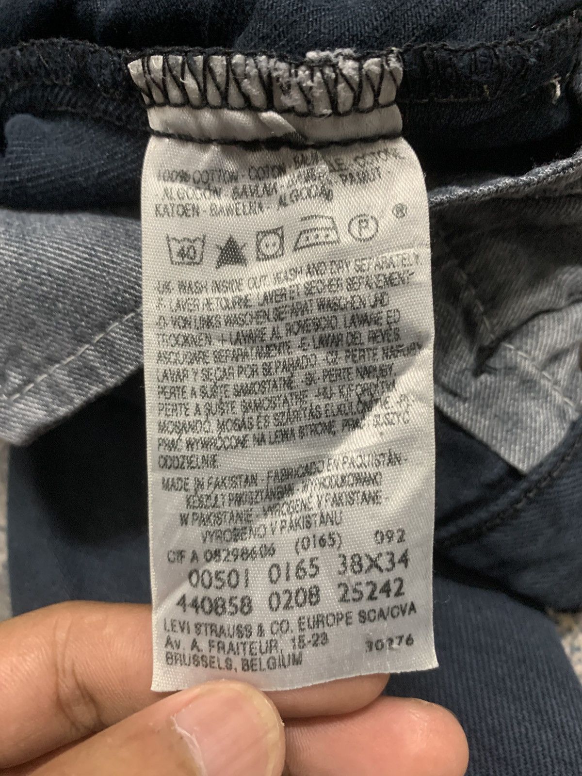 Levi's Levi’s 501 Super Black Y2K Distressed Denim Size US 38 / EU 54 - 12 Thumbnail