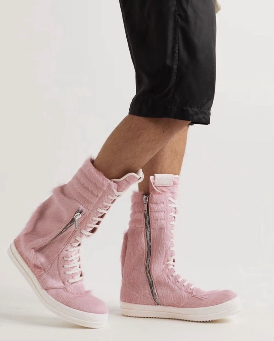 Rick Owens DIRTY PINK FUR CARGO BASKET | Grailed