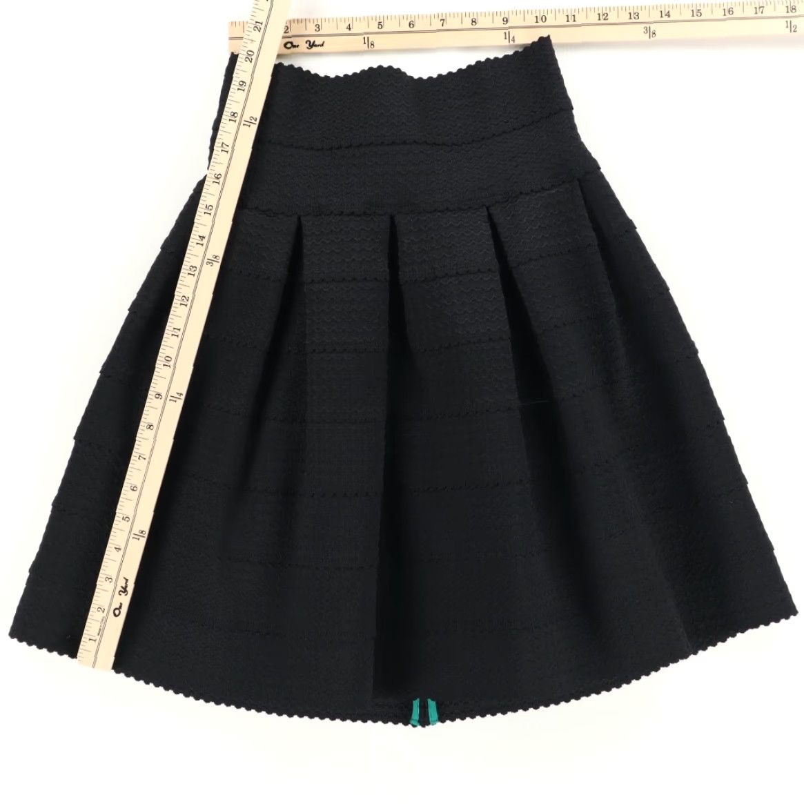 Vintage Girls From Savoy Skirt Black XS For Anthropologie Pleated High Stretch Womens Shorts? Size 26" / US 2 / IT 38 - 3 Thumbnail
