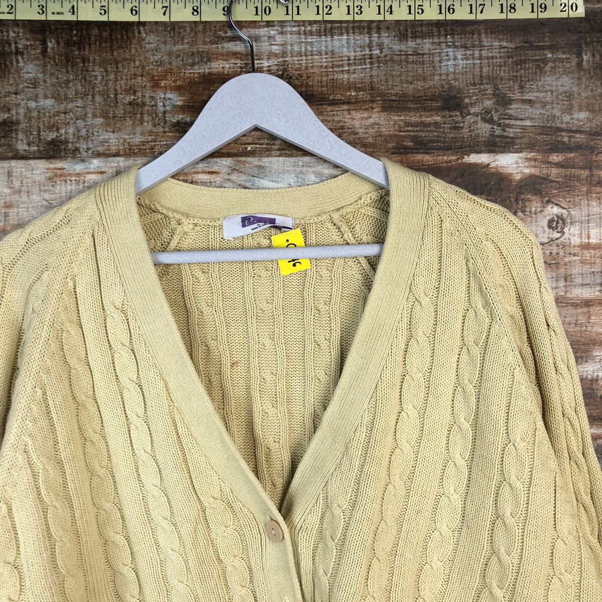 Vintage DLL Rama japan vintage Yellow Cardigan Knitwear #C046 Size US L / EU 52-54 / 3 - 4 Thumbnail
