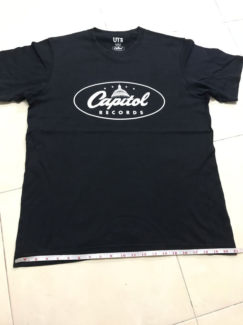 Band Tees UNIQLO x CAPITAL RECORD TEE Size US M / EU 48-50 / 2 - 8 Thumbnail