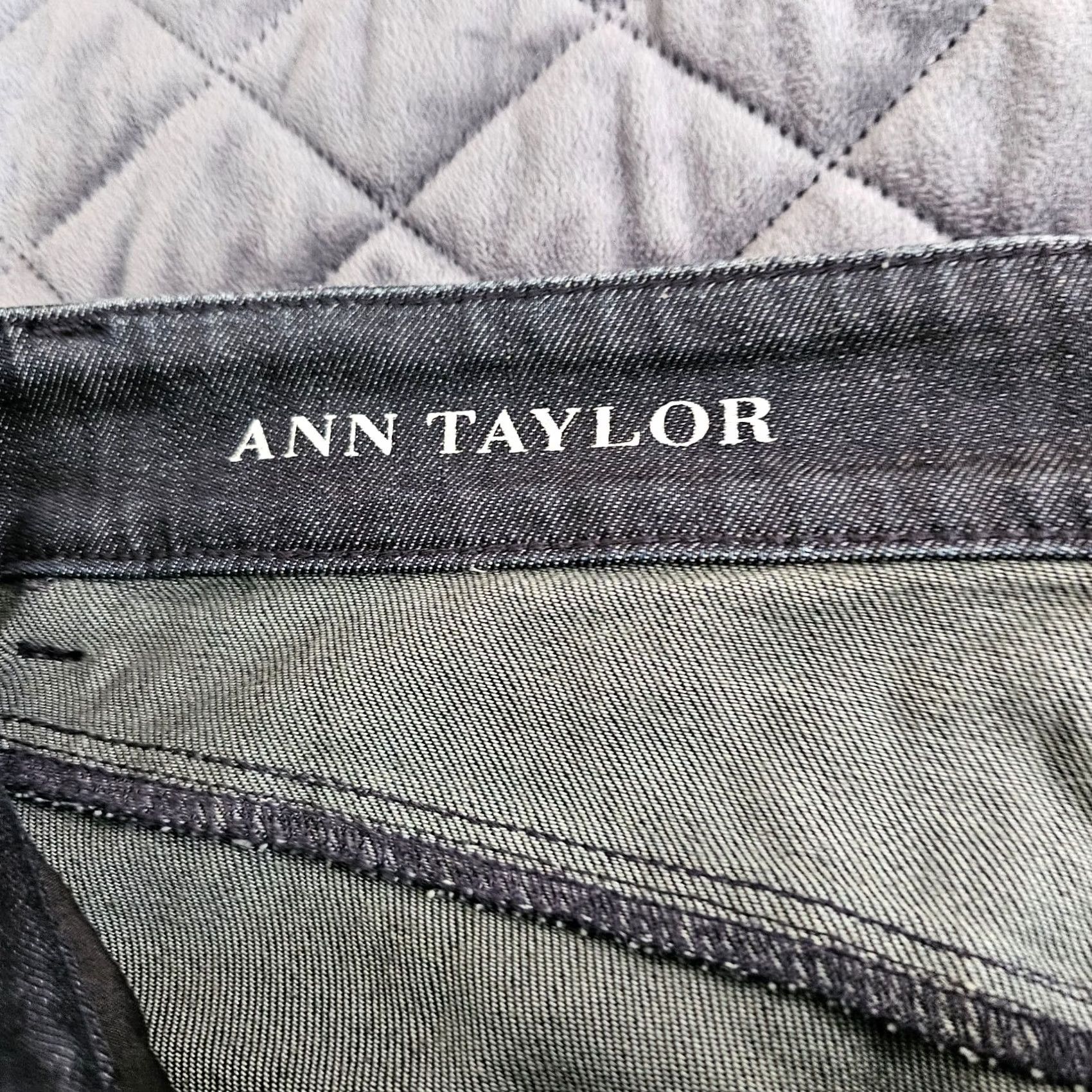 Ann Taylor ANN TAYLOR LOFT Jeans Dark Wash Wide-Leg 4 Women, INSEAM 32, MID Rise, Cotton Polyester Spandex, Denim, 30W Regular Length Size 27" / US 4 / IT 40 - 3 Thumbnail
