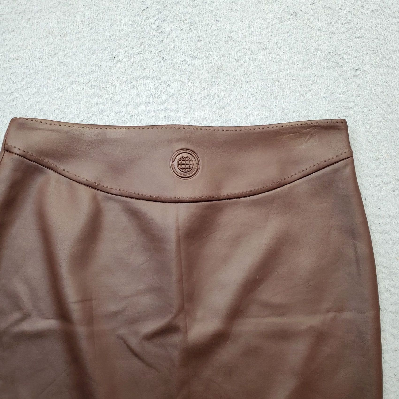 Vintage Max Studio Skirt Womens Size M Brown High Waist Straight & Pencil Short - Pre-owned Size 32" / US 10 / IT 46 - 8 Thumbnail