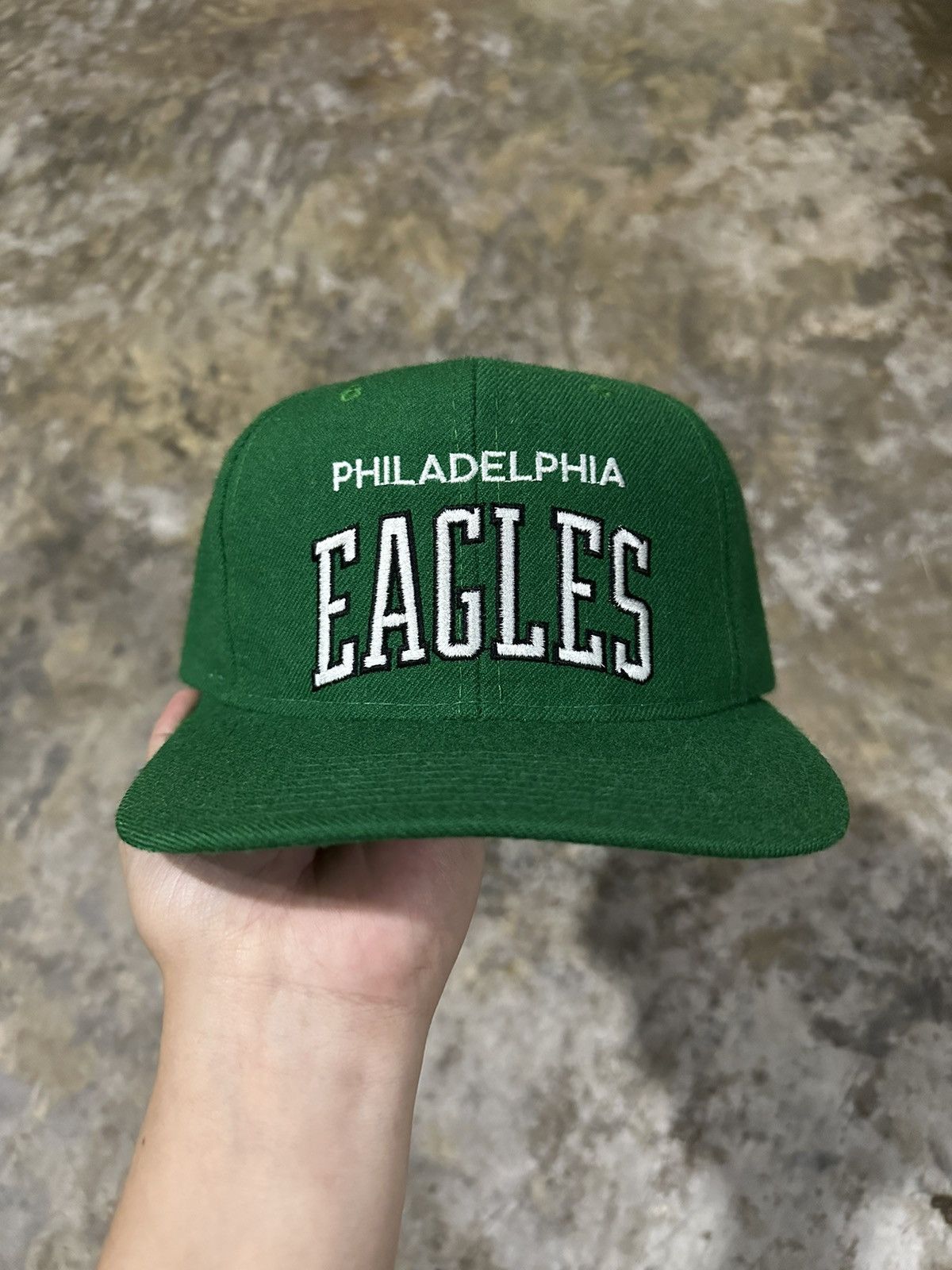 Starter × Vintage Vintage Philadelphia Eagles Starter Arch Snapback Hat Size ONE SIZE - 1 Thumbnail