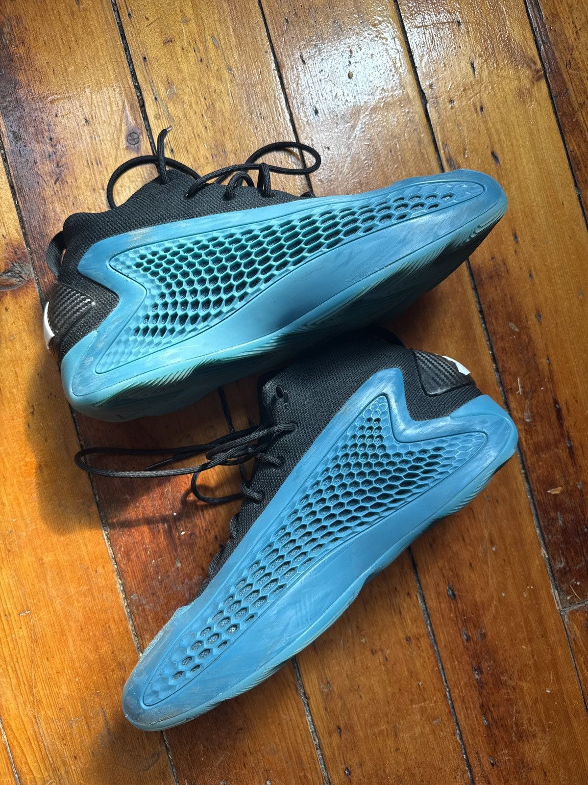 Adidas Adidas AE1 Size US 10 / EU 43 - 9 Thumbnail