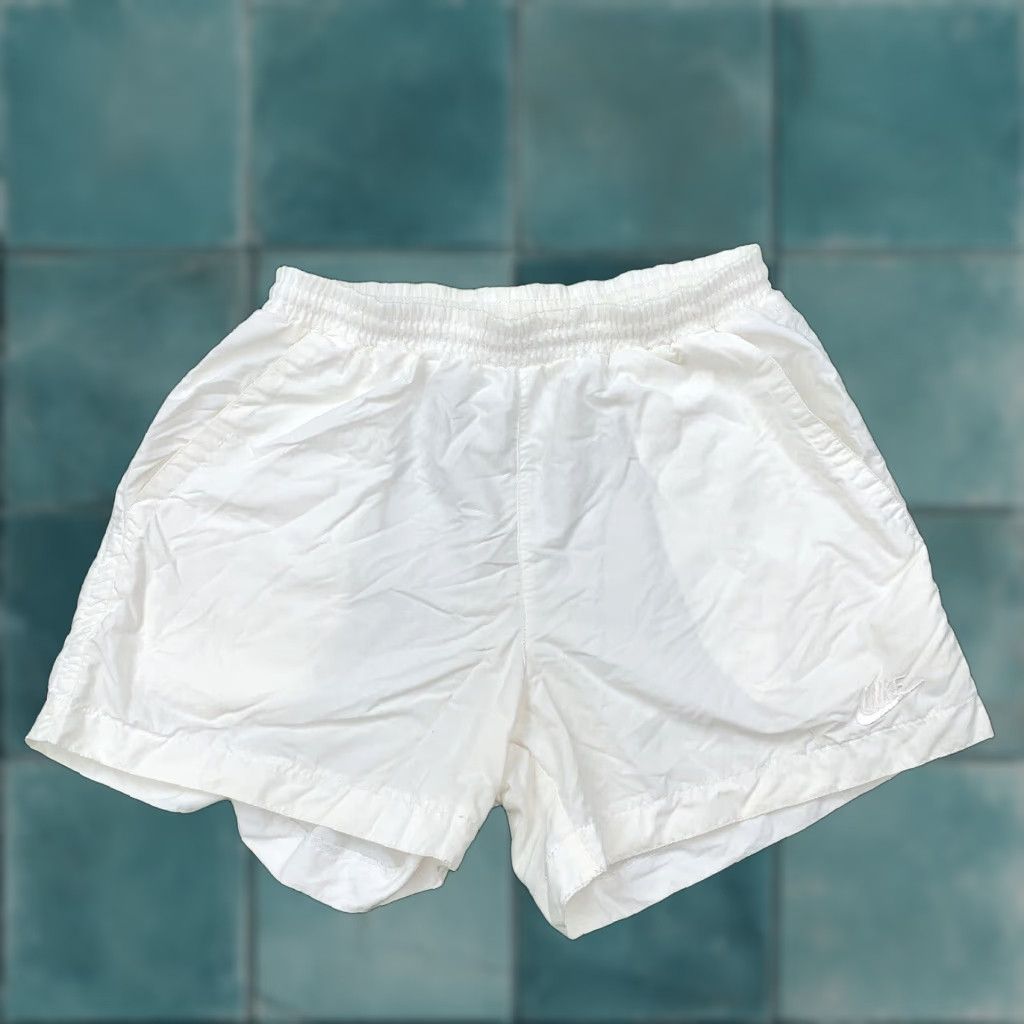 VINTAGE Nike Running Shorts Pants Casual Men S White 1980s Nylon Logo Athletic Summer 90s Signature Brand Mens
