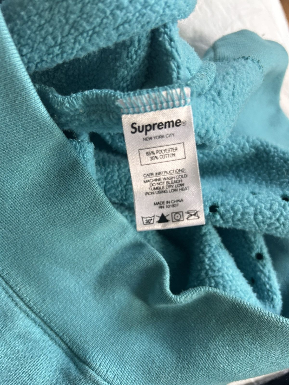 Supreme Blue supreme hoodie with an “s” made of dots Size US L / EU 52-54 / 3 - 4 Thumbnail