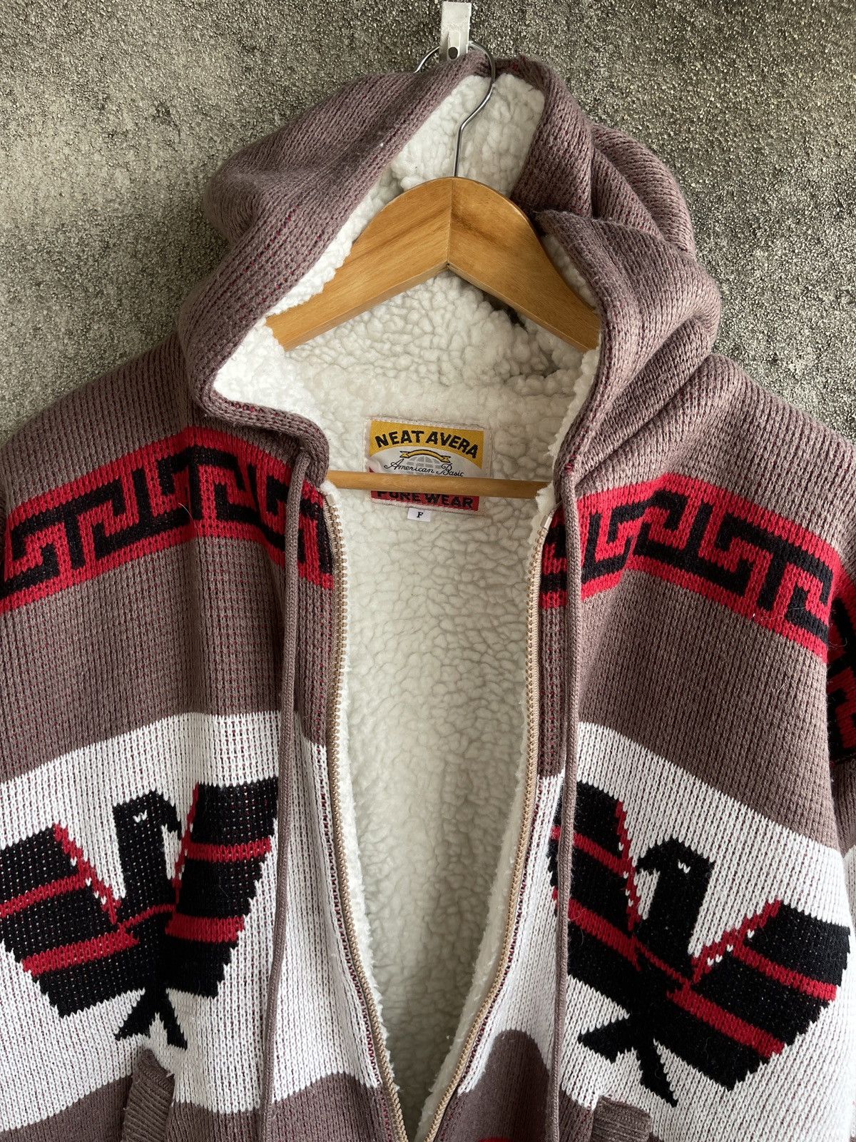 Native vintage 80s Thunderbird Eagle native-pattern hoodie Jacket Size US L / EU 52-54 / 3 - 7 Thumbnail