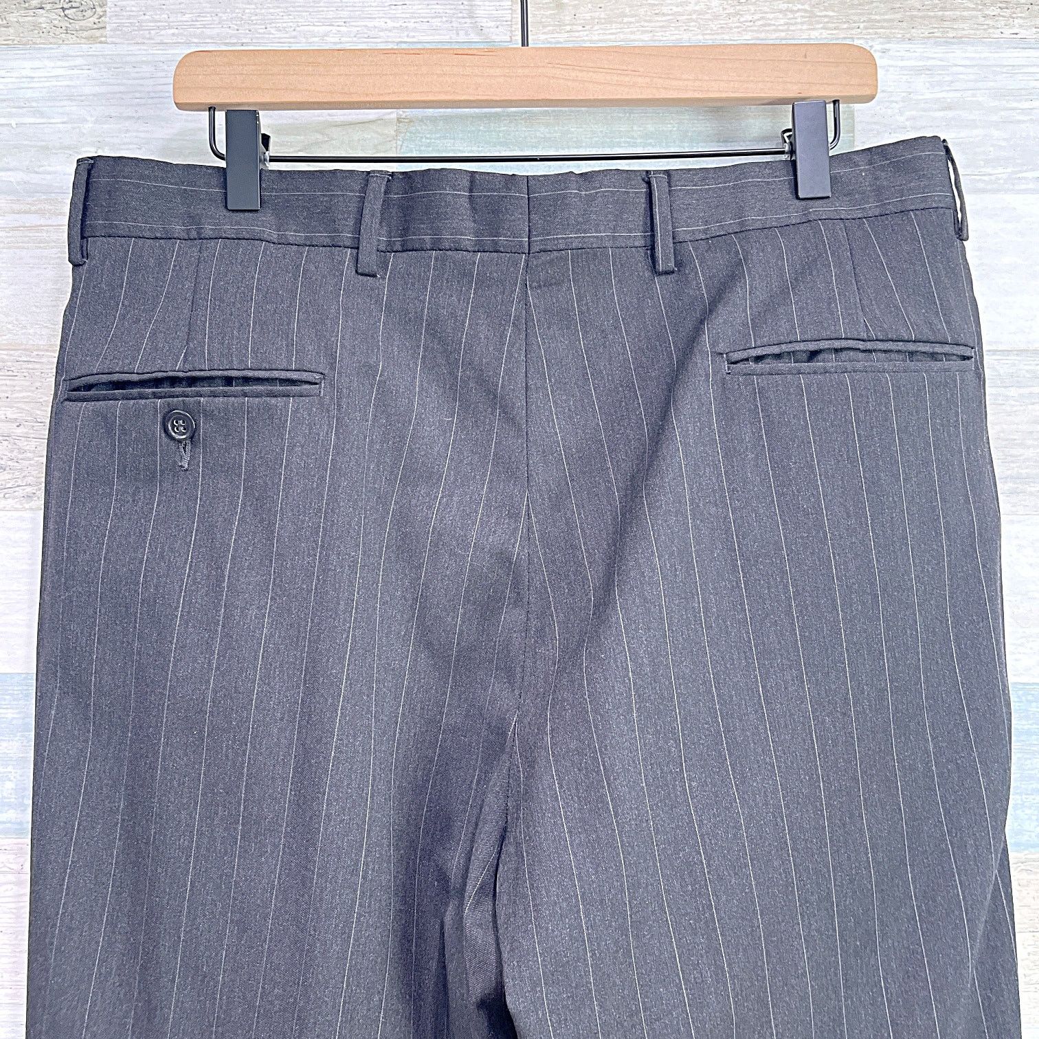 Jos. A. Bank Jos A Bank Wool Stripe 2 Piece Suit Gray Two Mens 41R 35x31 Size 40R - 12 Thumbnail