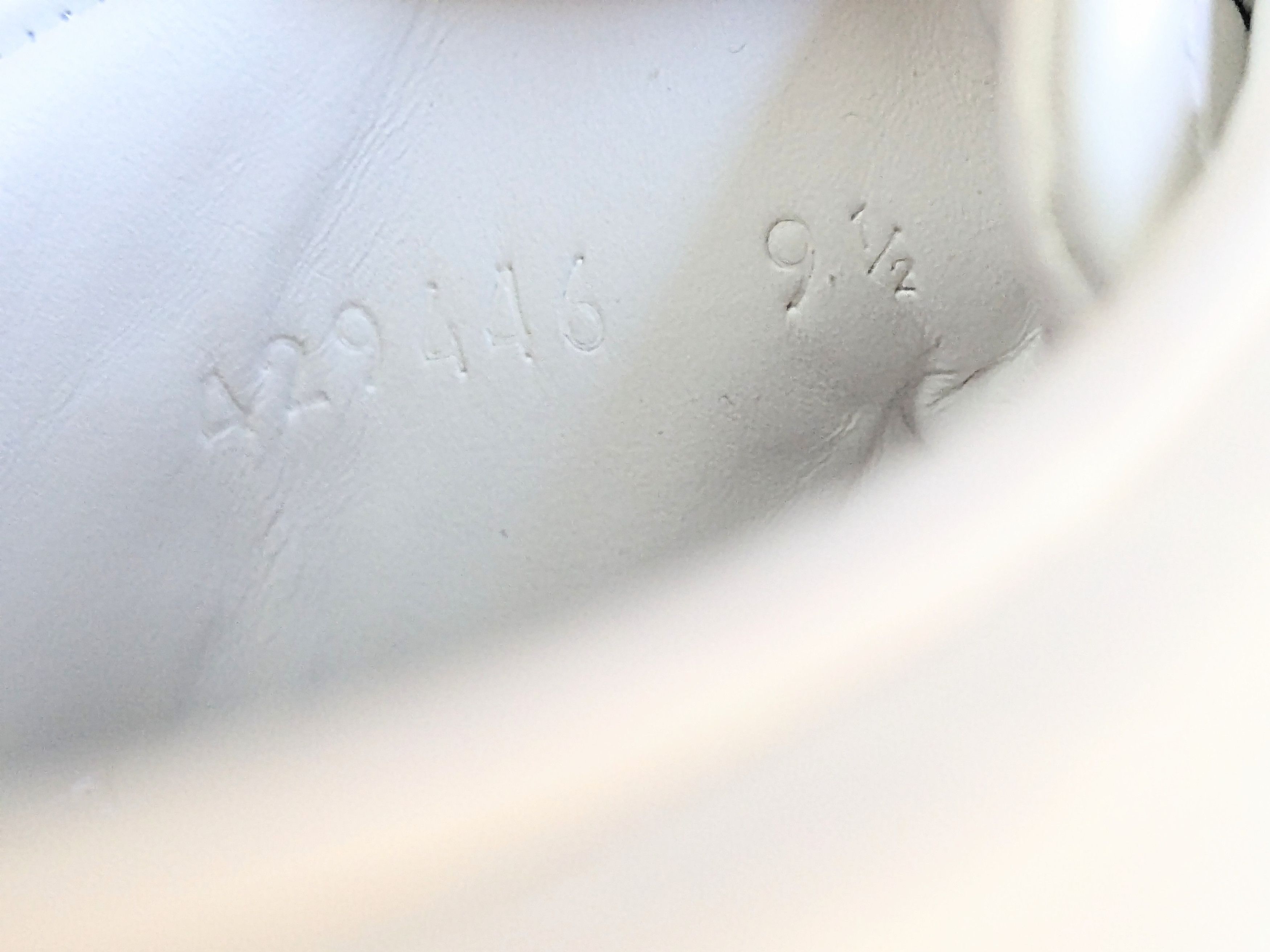 Gucci Gucci Ace Sneakers White 10 Bee Low Tops 429446 Size US 10 / EU 43 - 12 Thumbnail