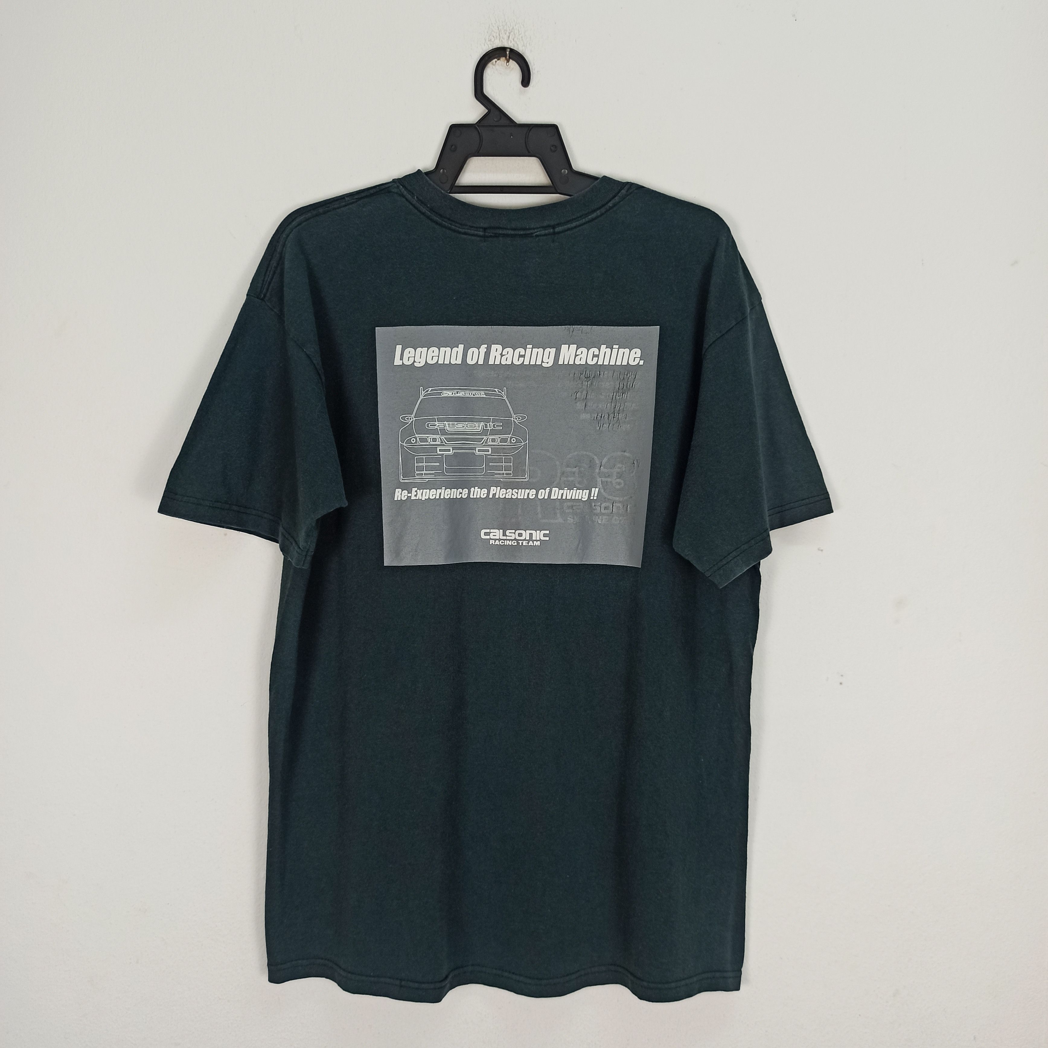 Vintage Rare Calsonic Racing Team "Legend of racing Machine" Tshirt Size US L / EU 52-54 / 3 - 1 Thumbnail