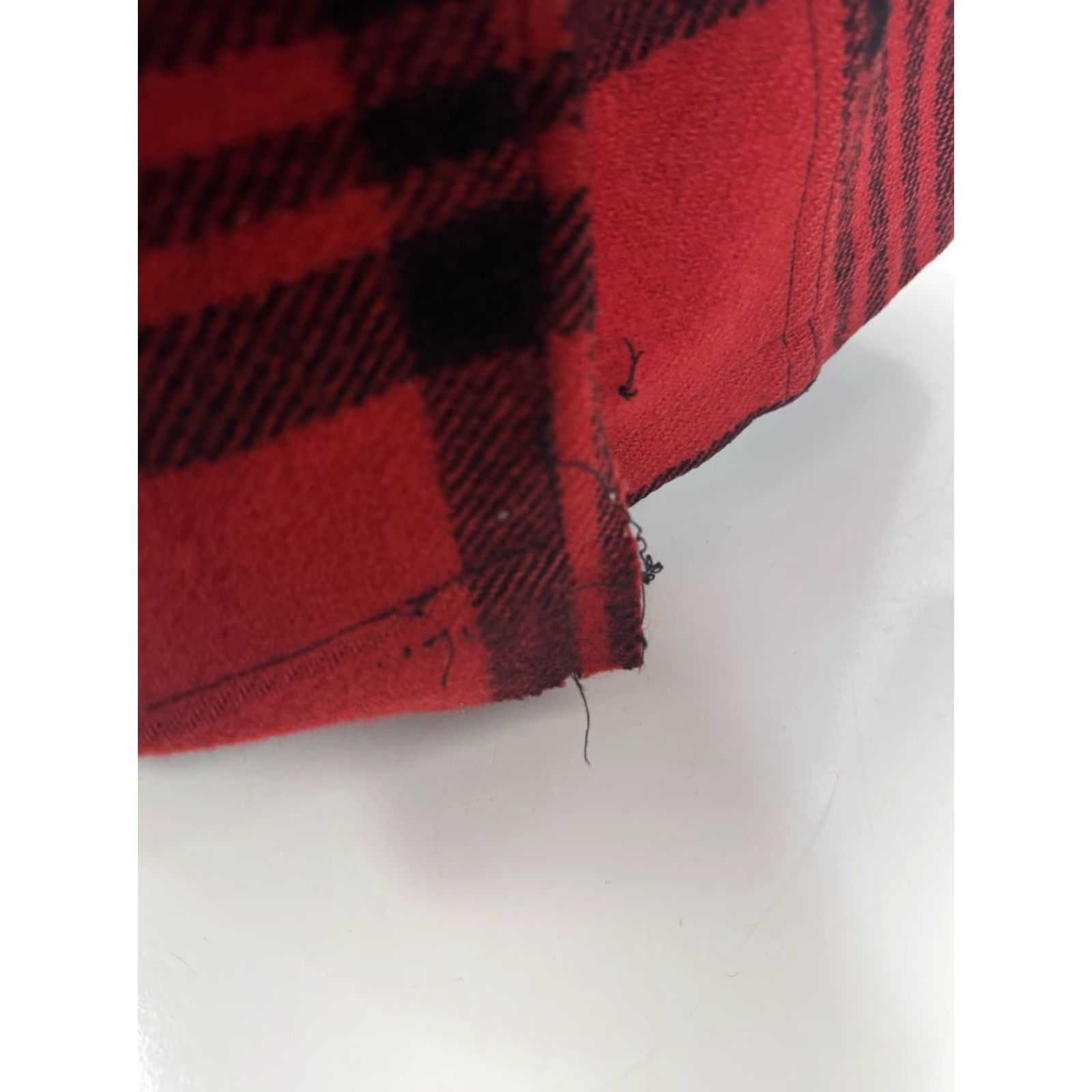 Pendleton Pendleton - Vintage Mackinaw WOOL Plaid Hunting Ranch Field L Jacket Coat Mens Size L Red / Black 90s Size US L / EU 52-54 / 3 - 6 Thumbnail