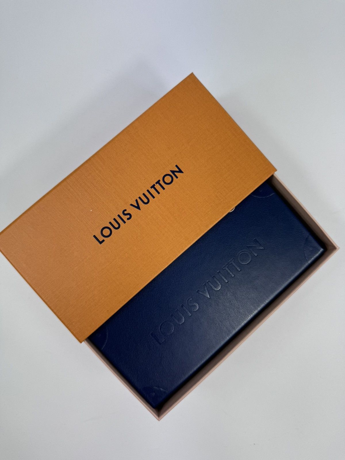 Louis Vuitton PHARRELL WILLIAMS LV ARABESQUE SUNGLASSES Size ONE SIZE - 11 Thumbnail