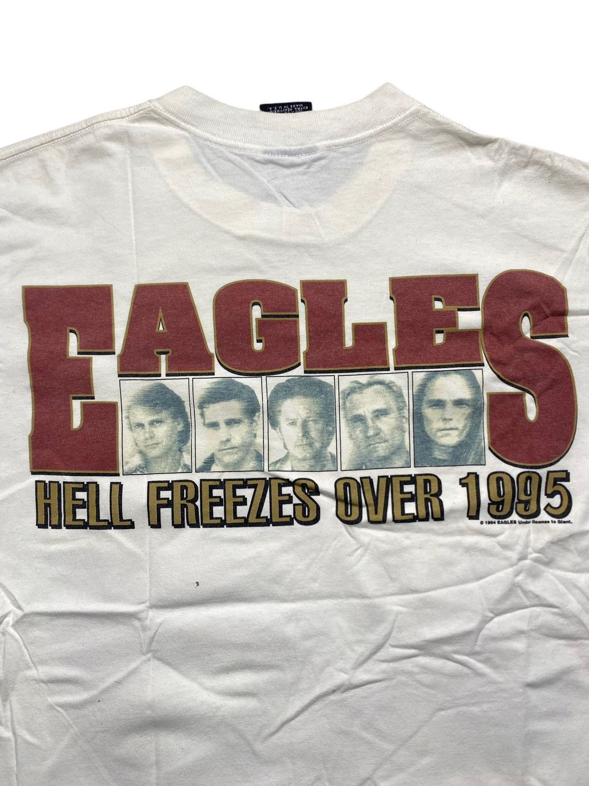 Band Tees VINTAGE EAGLES HOTEL CALIFORNIA HELL FREEZES OVER 1994 TOUR Size US L / EU 52-54 / 3 - 11 Thumbnail