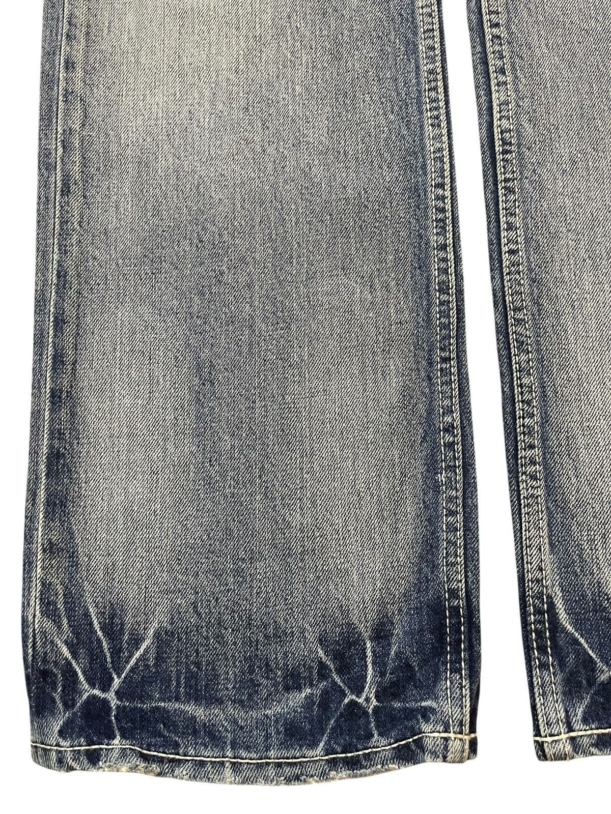 Japanese Brand Vintage Japanese Brand Blue Wash Distress Style Loose Jeans Size US 30 / EU 46 - 7 Thumbnail