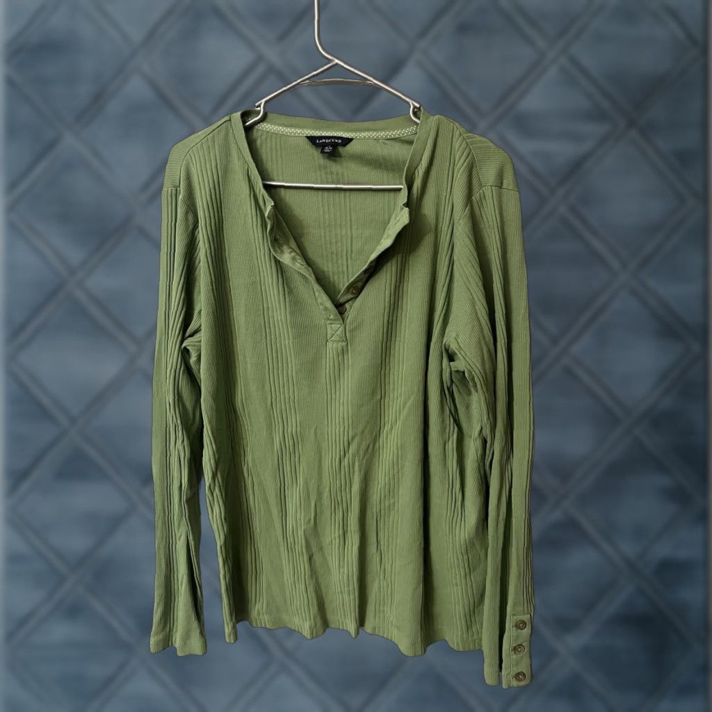 Lands' End VINTAGE Lands' End Womens Henley Shirt XL 18-20 Green Cotton Long Sleeve Button Shirt Womens XL Green Cotton Henley Size XL / US 12-14 / IT 48-50 - 1 Thumbnail