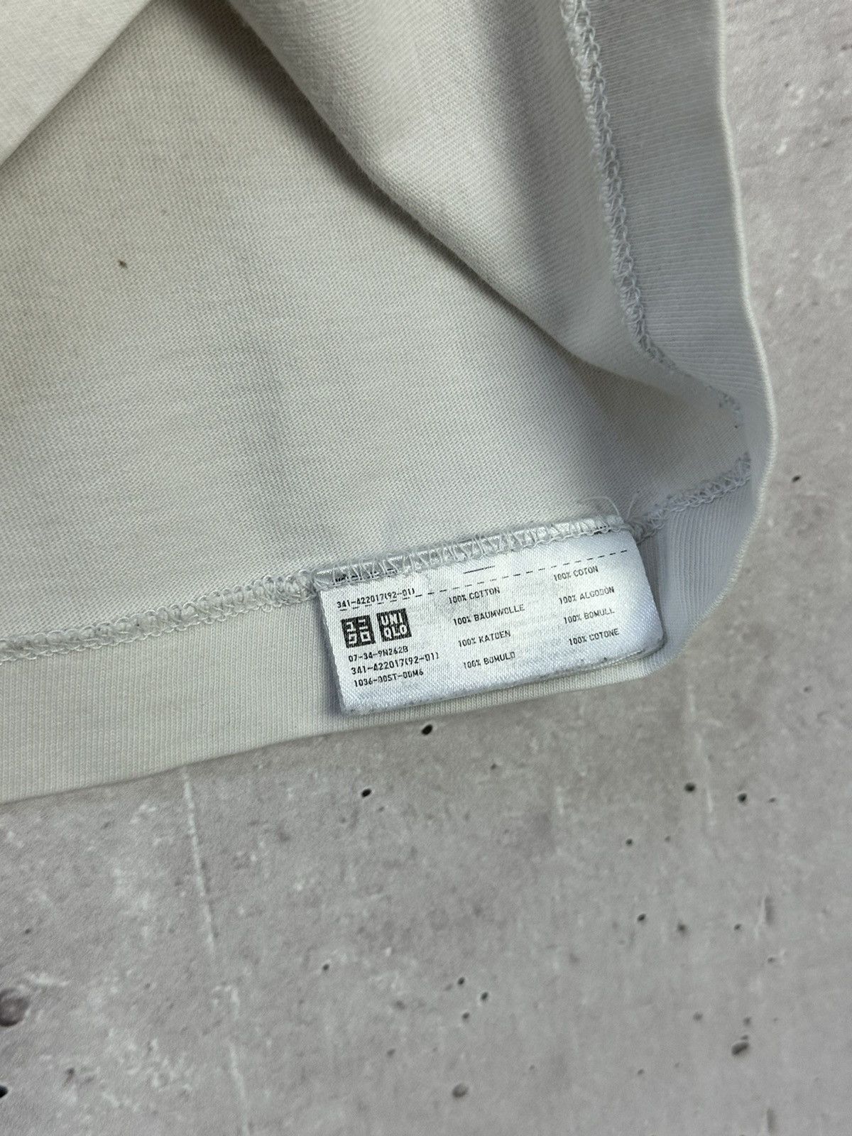 Kaws × Uniqlo Uniqlo Kaws Printed Short Sleeve Tee Size US S / EU 44-46 / 1 - 8 Thumbnail