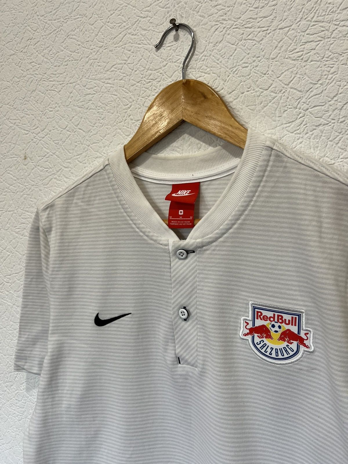 Nike Nike RB Salzburg White T Shirt Mens Basic Tee Size US M / EU 48-50 / 2 - 4 Thumbnail