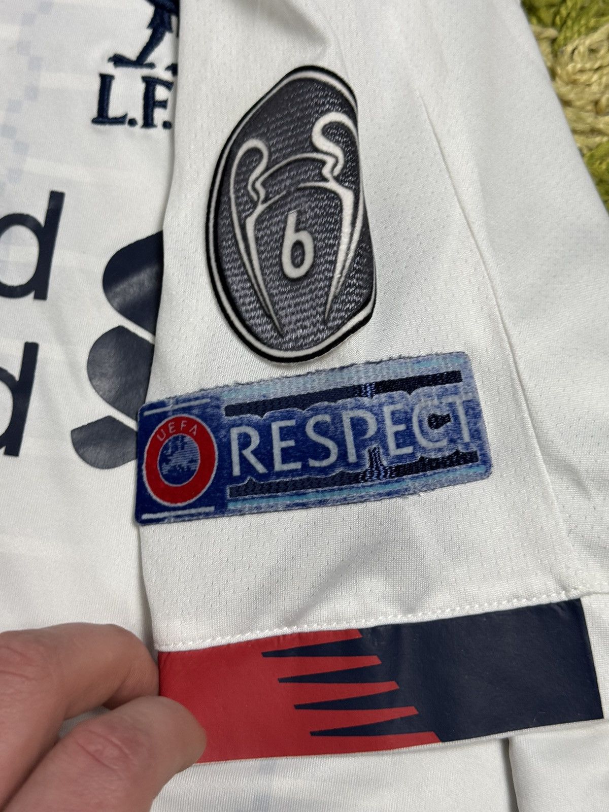 New Balance Liverpool 2019-2020 Away Jersey Size US L / EU 52-54 / 3 - 5 Thumbnail