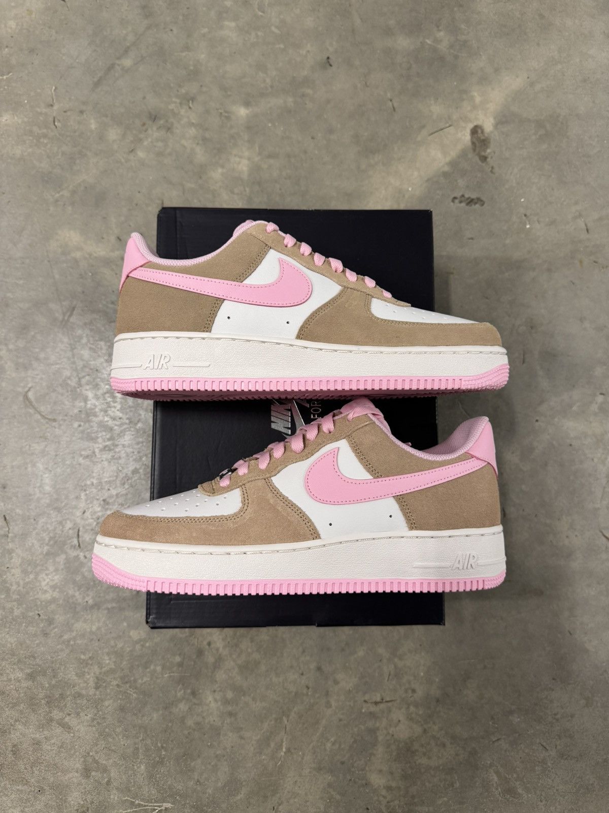 Nike Nike Air Force 1 Low ‘07 LV8 Hemp Pink Size 10.5 Size US 10.5 / EU 43-44 - 2 Thumbnail