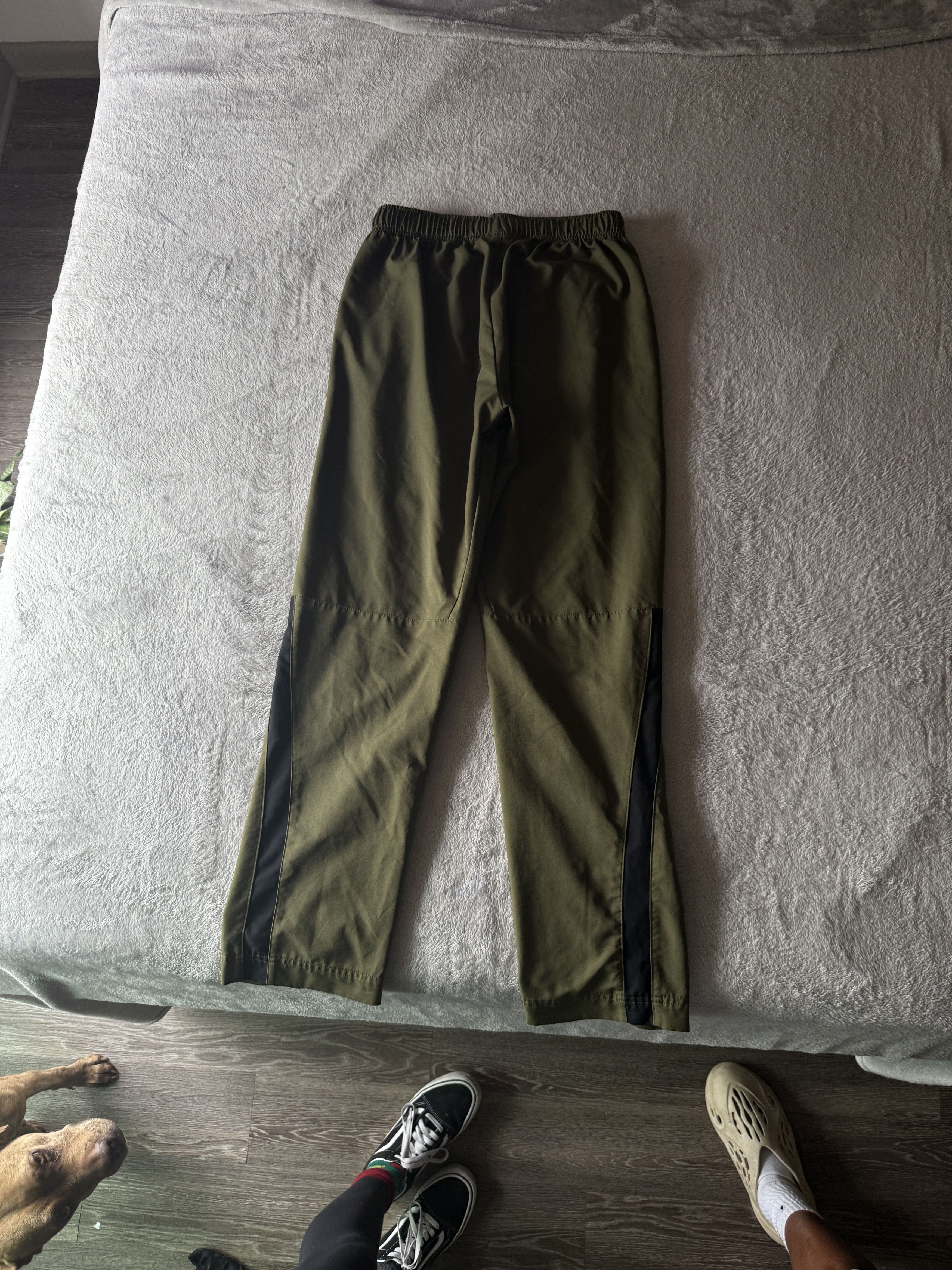Nike Nike Green Trainer Sweatpants Size US 32 / EU 48 - 1 Thumbnail
